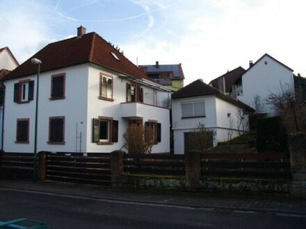 Bad Dürkheim - Einfamilienhaus mit Einliegerwohnung
