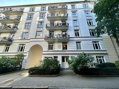 Hamburg Winterhude - ALTBAU IN TOP LAGE - FREI AB 1.10.24