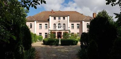 Friedrichsruhe - HERRENHAUS MIT EINDRUCKSVOLLER RENDITE