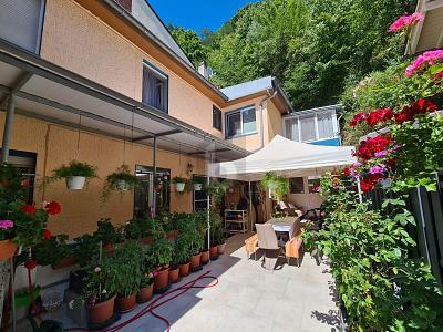 Baden-Baden - MODERNISIERTES MEHRFAMILIENHAUS MIT 3 PARTEIEN