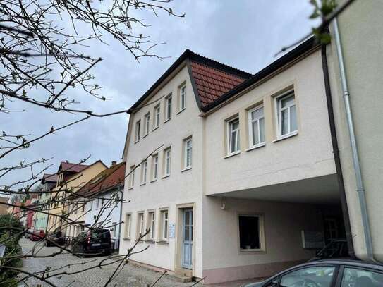 Bad Blankenburg - für Kapitalanleger- vermietete 2 Zi.-DG Wohnung in Bad Blankenburg