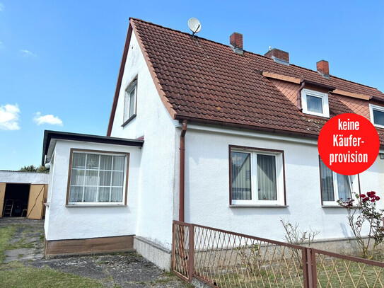 Ducherow - HORN IMMOBILIEN ++ Doppelhaushälfte mit Nebengelass in Ducherow, ruhige Lage