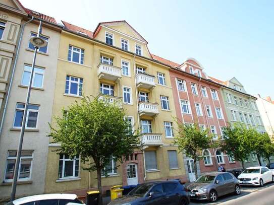 Erfurt - 3-Zimmer-Whg. mit kleinem BALKON - WG-geeignet und Zentrumsnah