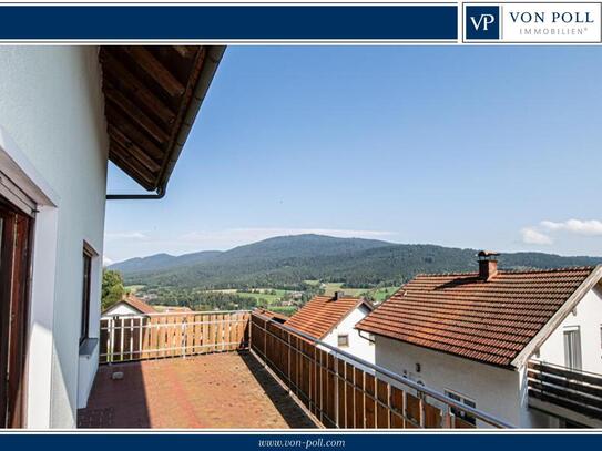 Hohenwarth - Kleines Einfamilienhaus mit schönem Ausblick zum Hohenbogen