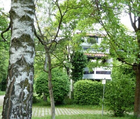 80809 - Reihenendhaus im Olympiadorf umgeben vom Olympiapark möbliert o. unmöbliert