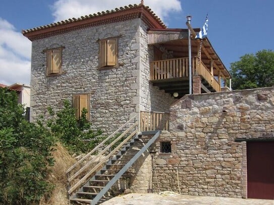 Malantreni - Weinkellerei im alten Steinhaus Region Nemea