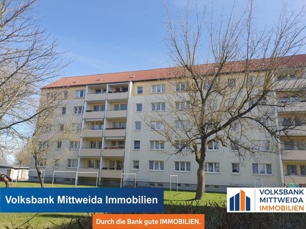 Hainichen - Schöne 3-Raum-Eigentumswohnung mit Balkon und Einbauküche