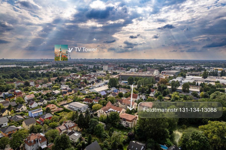 Berlin - Spacious 4-Room Apartment for Families or Remote Workers - Balcony & Top Location Weißensee