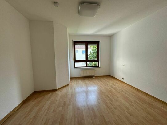 Stuttgart - Attraktive 2 Zimmer Wohnung mit Balkon in S-Kaltental