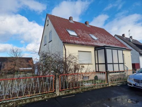 Unterpleichfeld - Einfamilienhaus mit Garten in 97294 Unterpleichfeld Würzburg