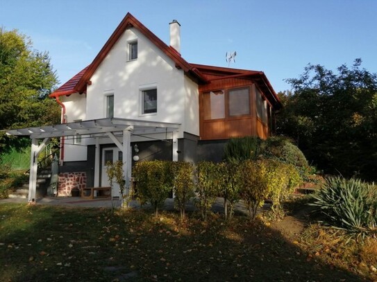 Fels&#337;örs - Sommerhaus am Balaton mit Panorama