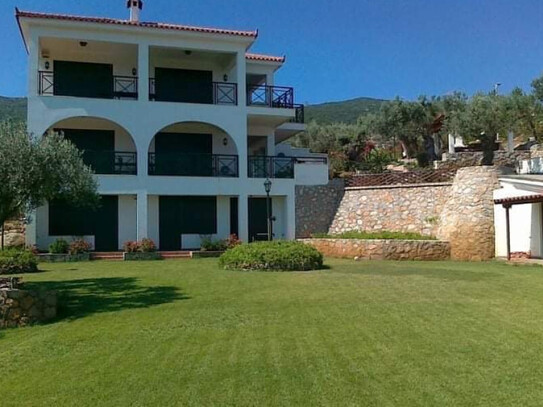 - Haus Kaufen, , Poros (Saronische Inseln), 590.000 &euro;