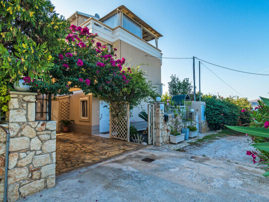 - Haus Kaufen, , Armenoi (Chania Präfektur), 750.000 &euro;