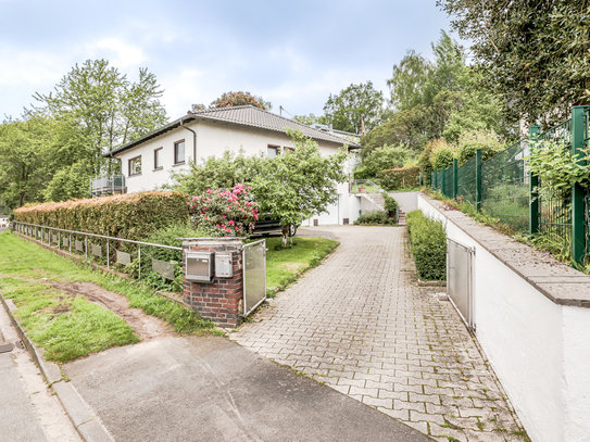 Königswinter - Idyllisches Haus in Bockeroth mit Einliegerwohnung im Erdgeschoss und Garten