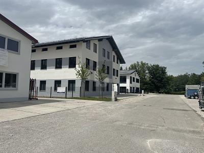 Gauting - ERSTBEZUG & TOP LAGE IM GEWERBEGEBIET