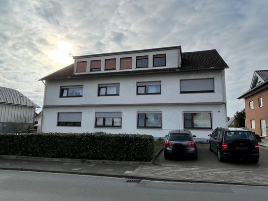 Bad Salzuflen - Gepflegtes 7-Familienhaus! Komplett vermietet mit großem Baugrundstück!