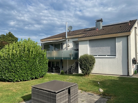 Nürtingen / Hardt - Freistehendes Einfamilienhaus mit ELW in Toplage und ruhiger Wohngegend von Nürtingen-Hardt