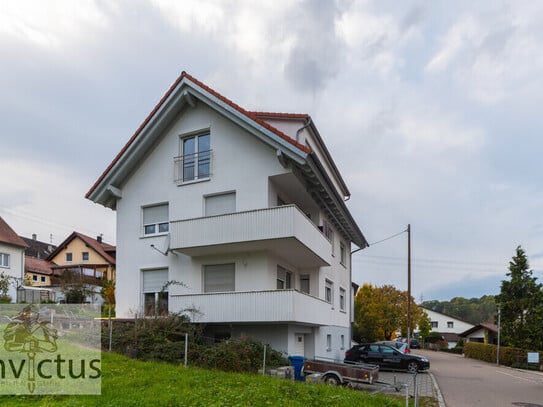 Hüttlingen - Hüttlingen am Hang genießen. 3 Wohnungen im kernsanierten Haus