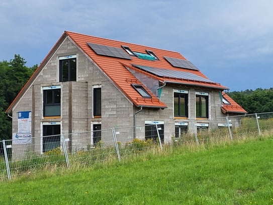 Zapfendorf - Ihr Wohntraum 98 qm mit großem Südwestbalkon !