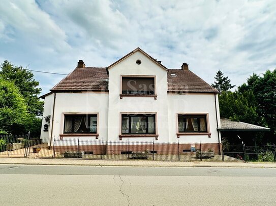 Schiffweiler - Preisreduzierung! Große Altbauvilla mit viel Platz für die große Familie