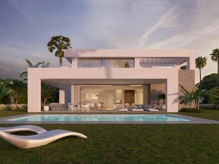 Luxuriöse Neubauvilla mit Pool in Mijas an der Costa del Sol