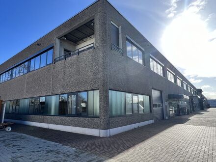 Moderne Lagerfläche vor den Toren Hamburgs