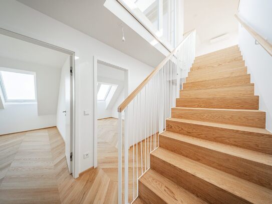 STOCK IM WEG - Moderne Familien Dachgeschosswohnung mit Terrasse