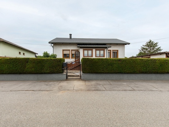 Einladender Bungalow mit Garten in ruhiger Wohngegend