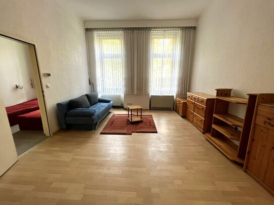 ++ ALTBAU - DREI ZIMMER, Nähe U6 und Jägerstraße