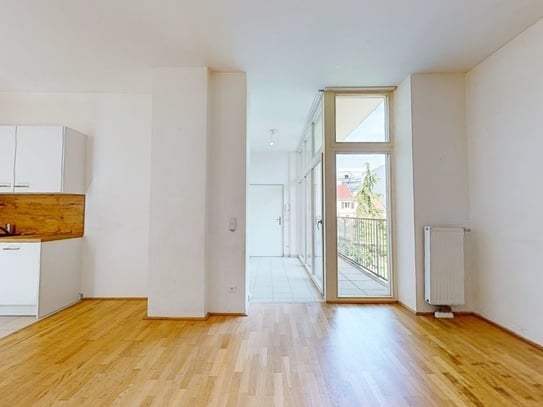 Unbefristete 3-Zimmer-Wohnung mit Loggia - nähe Enkplatz!