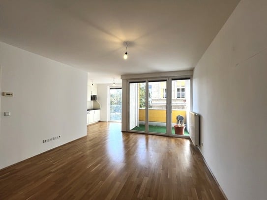 Sonnige Terrassenwohnung mit 2 Zimmern in ruhiger Seitengasse nächst Jörgerstraße und Elterleinpl.!