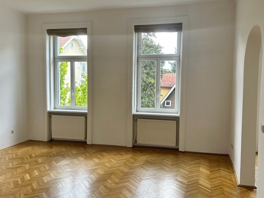 Wunderschöne Villenetagen-Wohnung