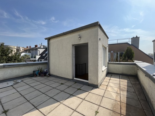 Schöne 3-Zimmer-Wohnung mit Terrasse und Dachterrasse in Döbling