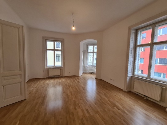 Schöne 4-Zimmer-Altbau-Wohnung - Nähe Augarten