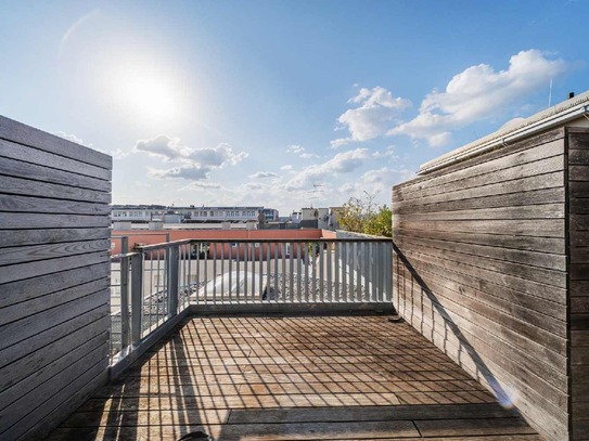 PROVISIONSFREIE helle DG Wohnung mit schöner Terrasse und Fernblick!!!