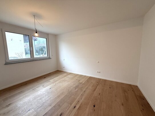 New 3 room apartment build in 2024 near Patch Barracks and Panzer