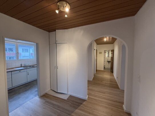 Modern and new renovated 4 room apartment in Stuttgart-Birkach within walking distance to Kelley...