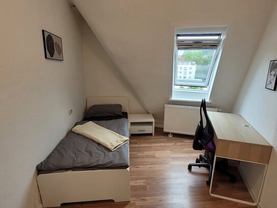 Furnished flat share in Stuttgart - Looking for a new flat room?