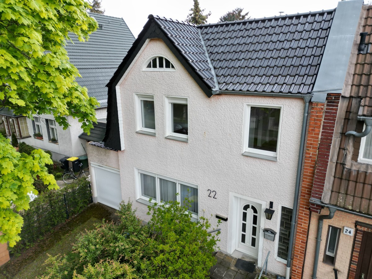 Ankommen statt wohnen, Doppelhaushälfte mit Garten und Sonnenbalkon