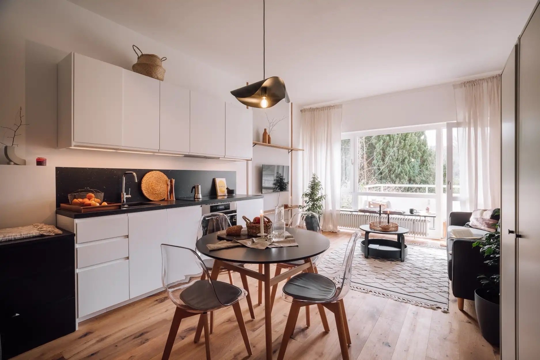 1 Zimmer möblierte und neurenovierte Mietwohnung in Berlin-Charlottenburg!! - Photo 1