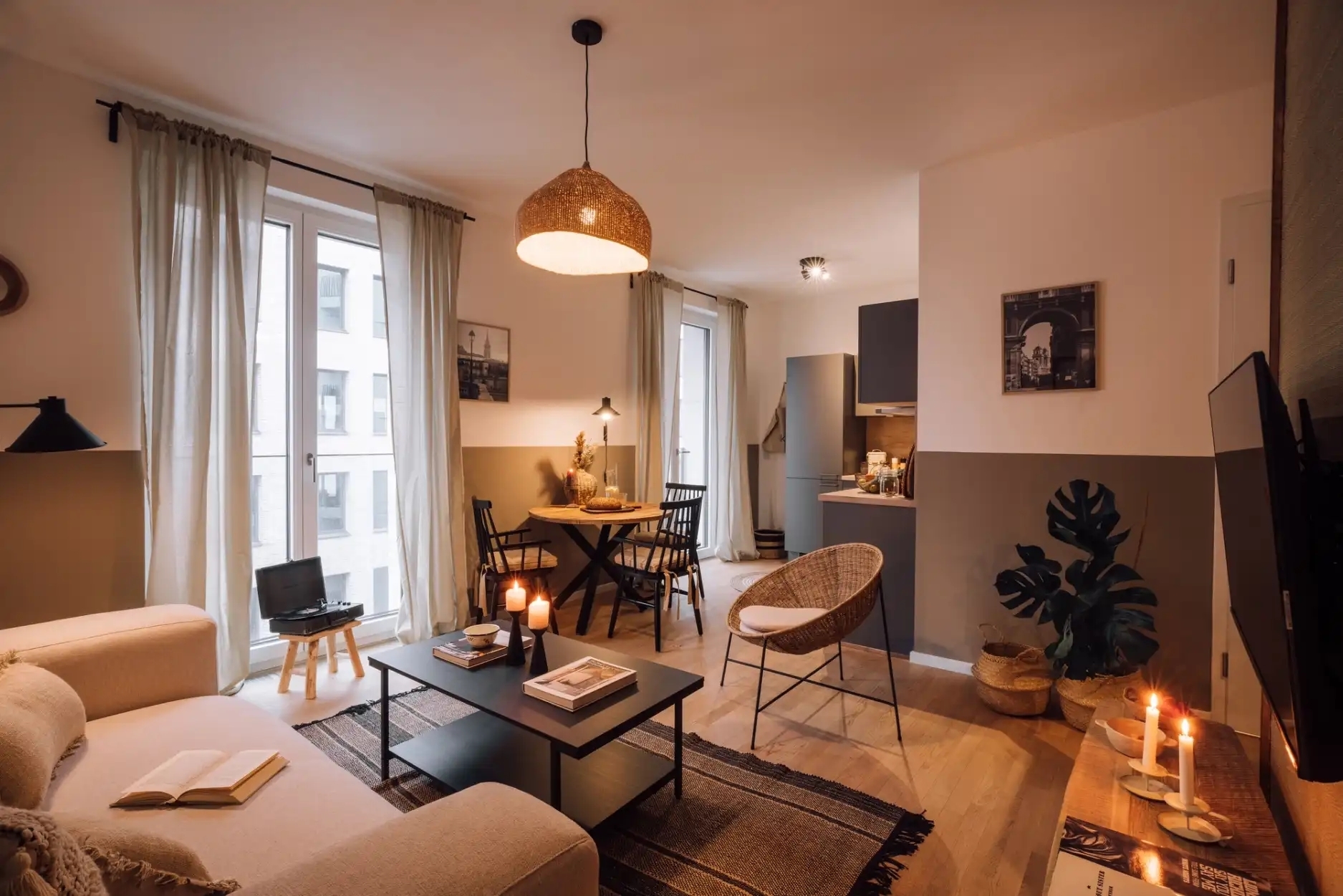 2 Zimmer möblierte und neurenovierte Mietwohnung in Berlin-Friedrichshain!! - Foto 1