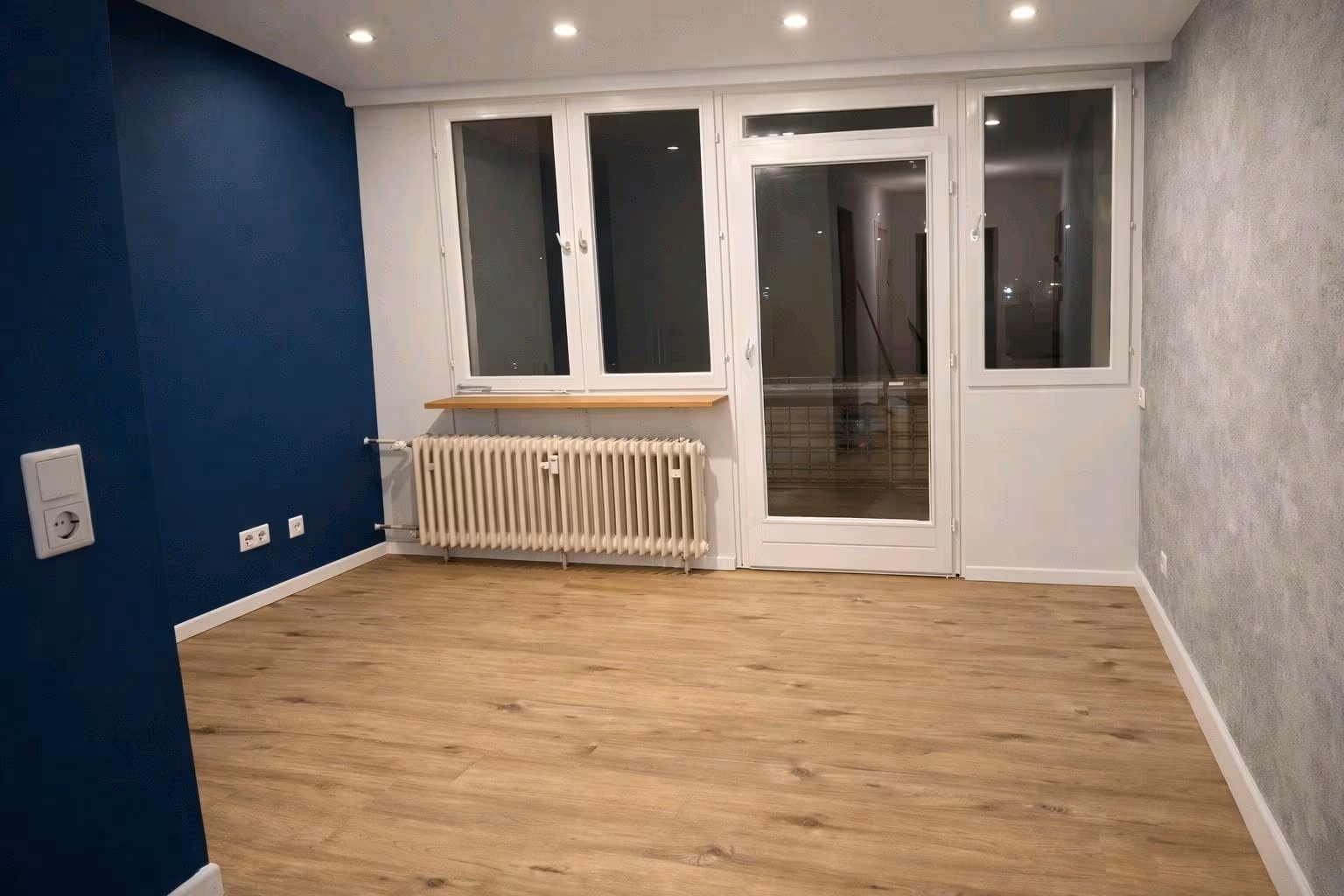 Zwei Zimmer Eigentumswohnung mit Balkon und Stellplatz in Frankfurt Nied