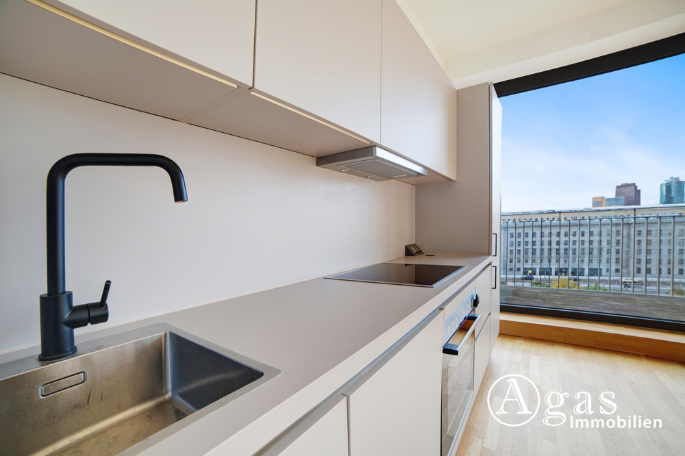 Dachgeschoss! Luxuriöse 3 Zimmer Wohnung mit ca. 88m², EBK und Skyline-View in Mitte - Foto 1