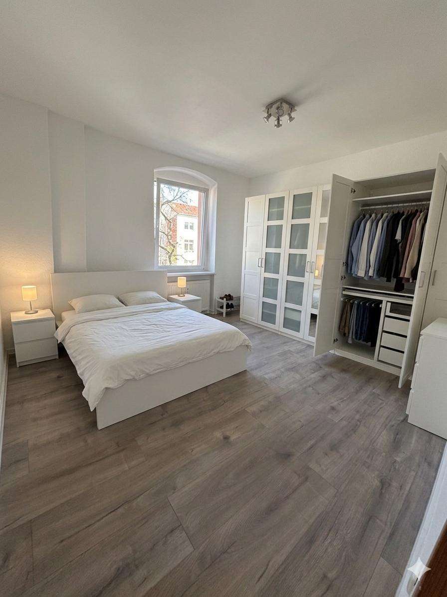 Befristet auf 9 Monate: WG Zimmer in 4er-WG mit EBK und Möbel - Photo 1