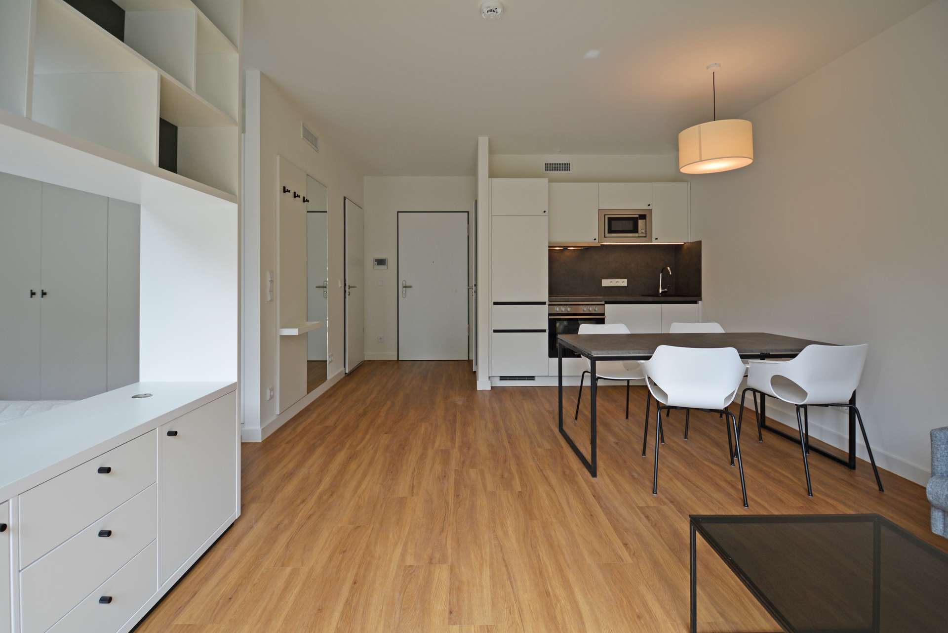 Neubau! Möblierte 1-Zimmer Studio Apartment - Foto 1