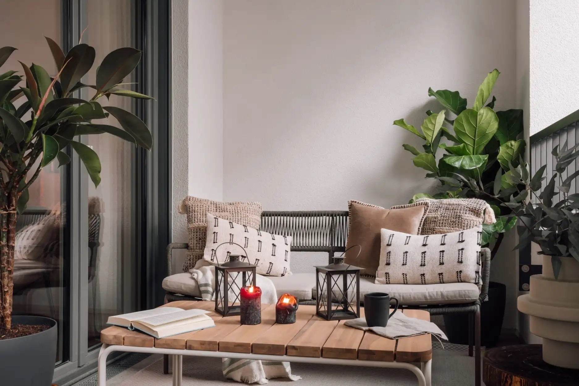 2 Zimmer möblierte und neurenovierte Mietwohnung in Berlin-Wilmersdorf! - Photo 1