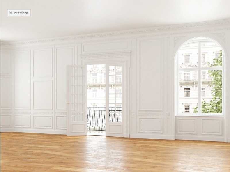 Dachgeschosswohnung in 70372 Stuttgart, Bellingweg