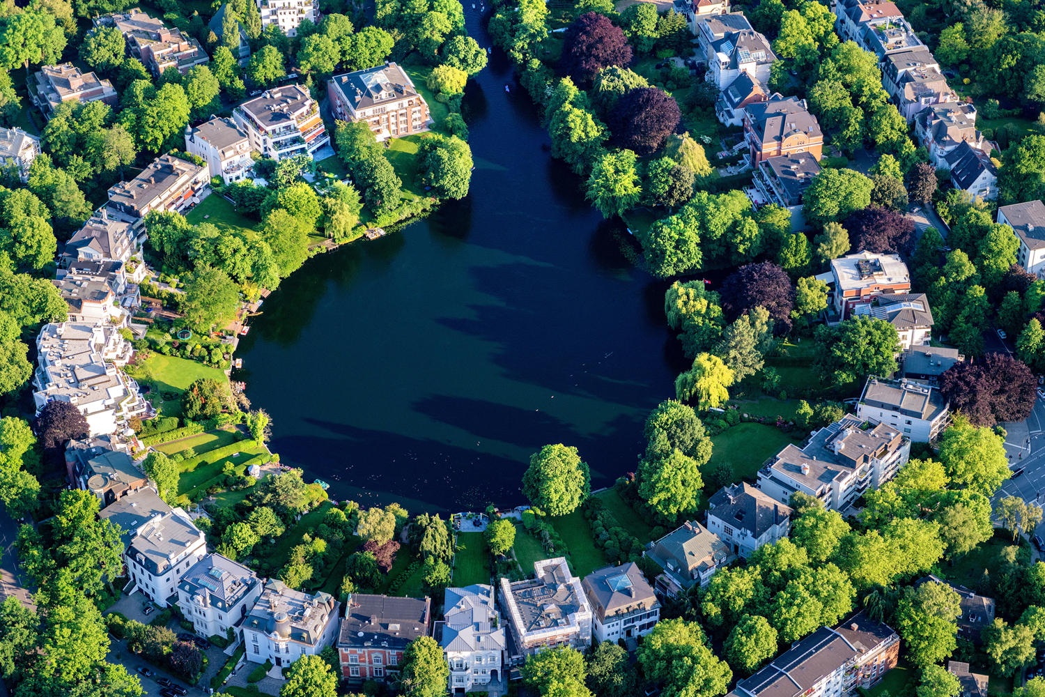 Eigentumswohnung mit bezauberndem Blick und direktem Zugang zum Rondeelteich