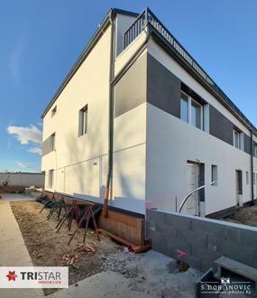 NEU! ++ KEIN BAURECHT, KEINE PACHT ++ ZIEGELMASSIV ++ BEZUGSFERTIG ++ 12 REIHENHÄUSER & 2 EINZELHÄUSER ++ 2 PKW-STELLPL…