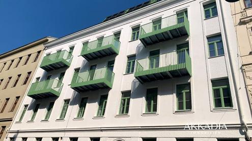 Erstbezug in Altbaujuwel I Pärchenhit mit Balkon - A\